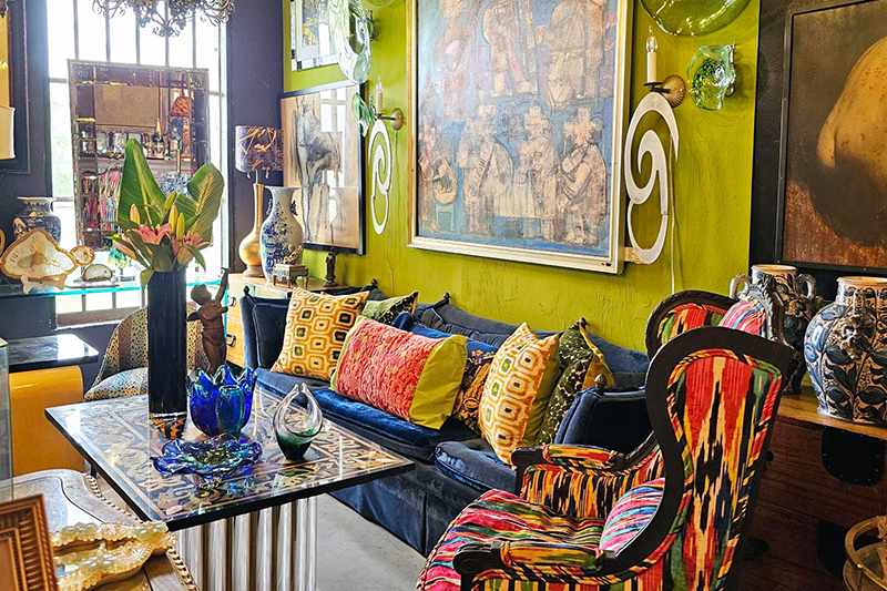 Do You Know the Difference Between Antique and Vintage?